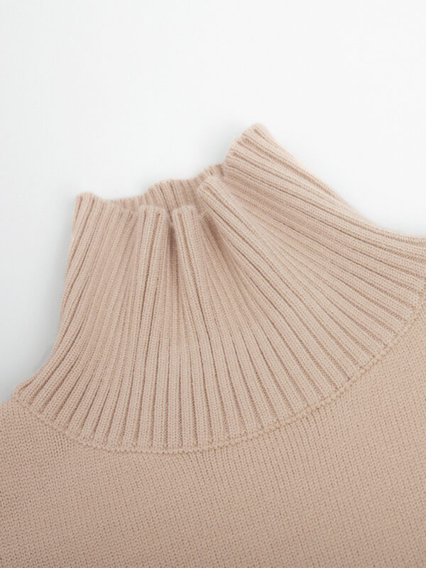 HIGH - NECK KNIT SWEATER IN BLACK, WHITE & CHAMPAGNE