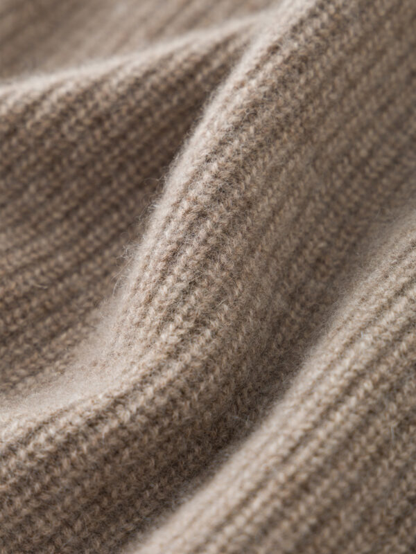 100% PURE CASHMERE DARK COFFEE LUXURY SWEATER