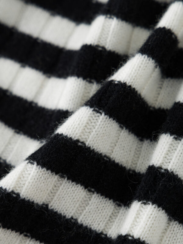 100% PURE CASHMERE STRIPED LUXURY SWEATER