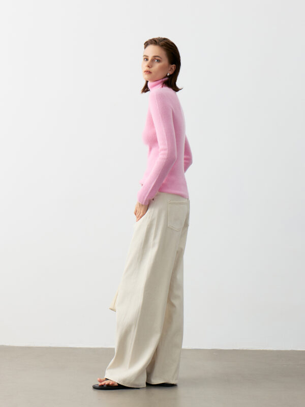 100% CASHMERE SLIM-FIT TURTLENECK SWEATER | SOFT CAMEL, CHARCOAL GREY, BLUSH PINK