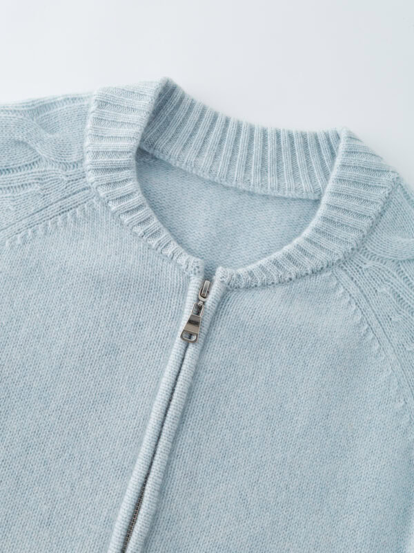 100% CASHMERE CABLE-KNIT ZIP-UP CARDIGAN | LIGHT BLUE