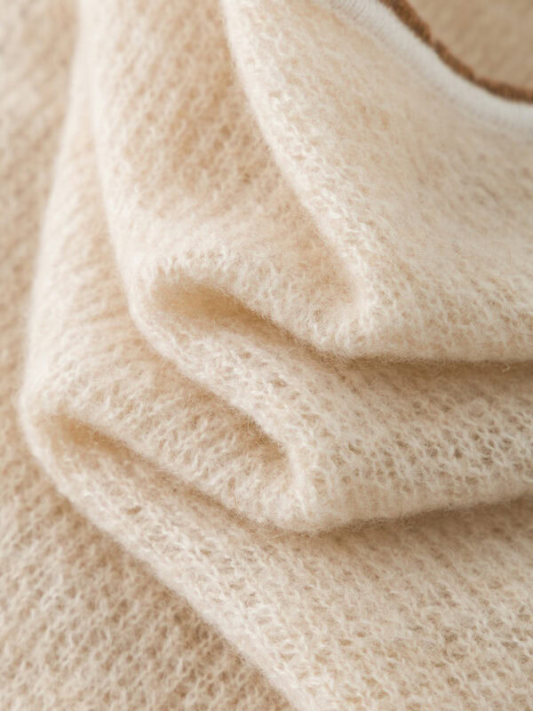 100% CASHMERE WRAP SHAWL WITH CONTRAST TRIM | TAUPE BROWN & SOFT BEIGE
