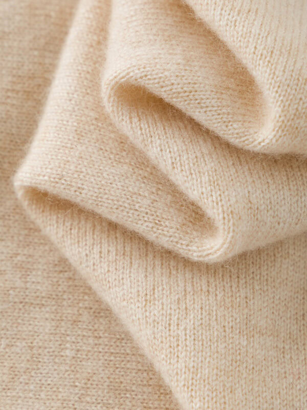 100% CASHMERE SLIM-FIT TURTLENECK SWEATERS